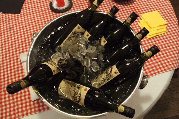 Wäbere-Apéro mit Lichtspektakel Bundeshaus