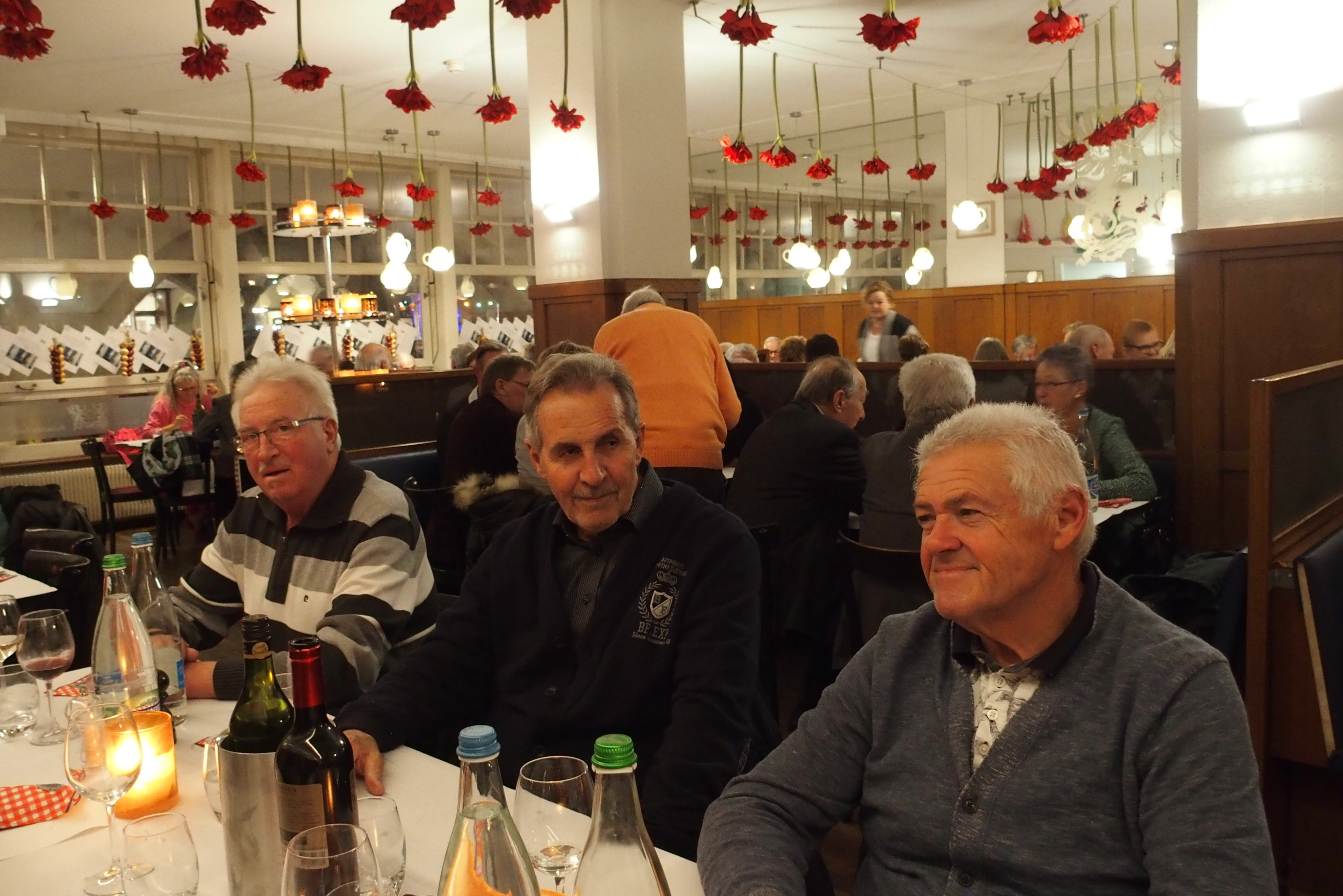 Wäbere-Apéro mit Lichtspektakel Bundeshaus
