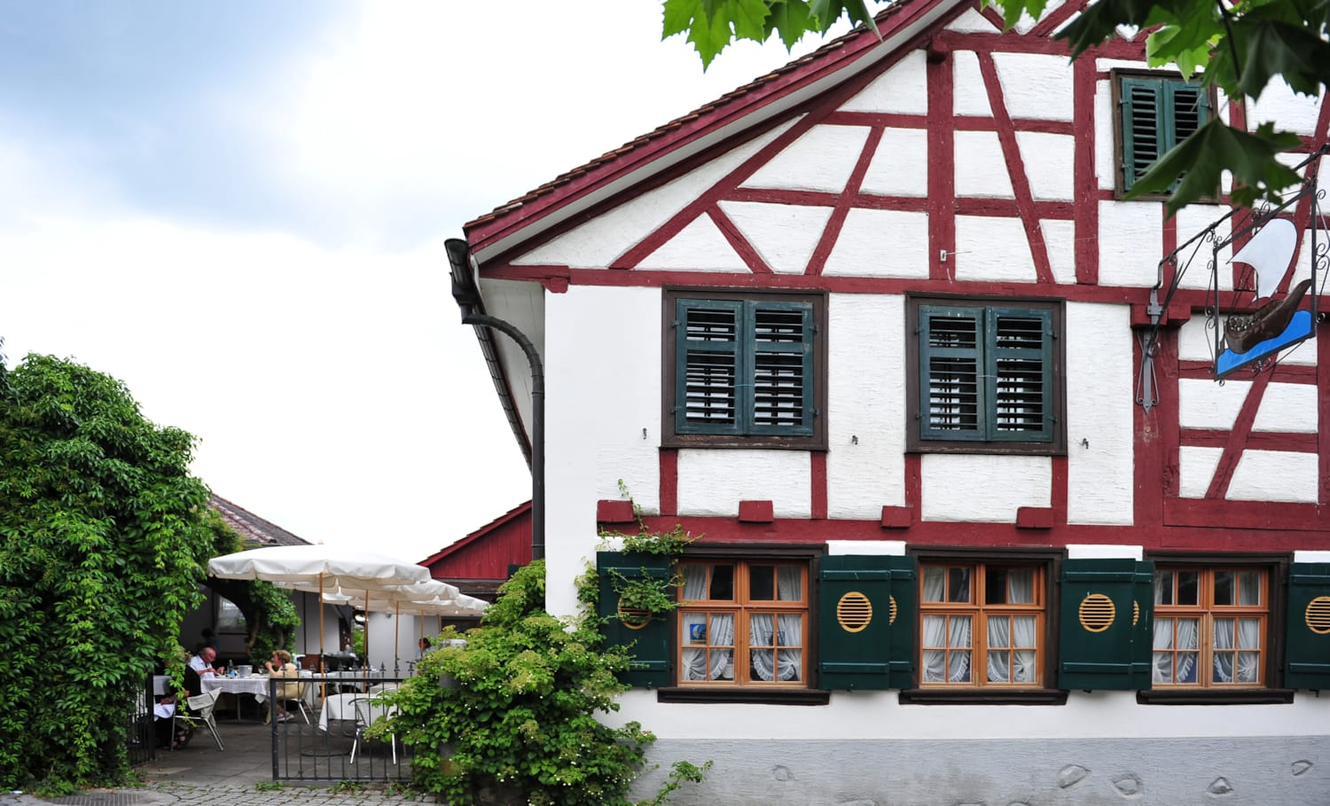 gasthof schiff mammern fischkuche mit auszeichnung tafelgesellschaft zum goldenen fisch